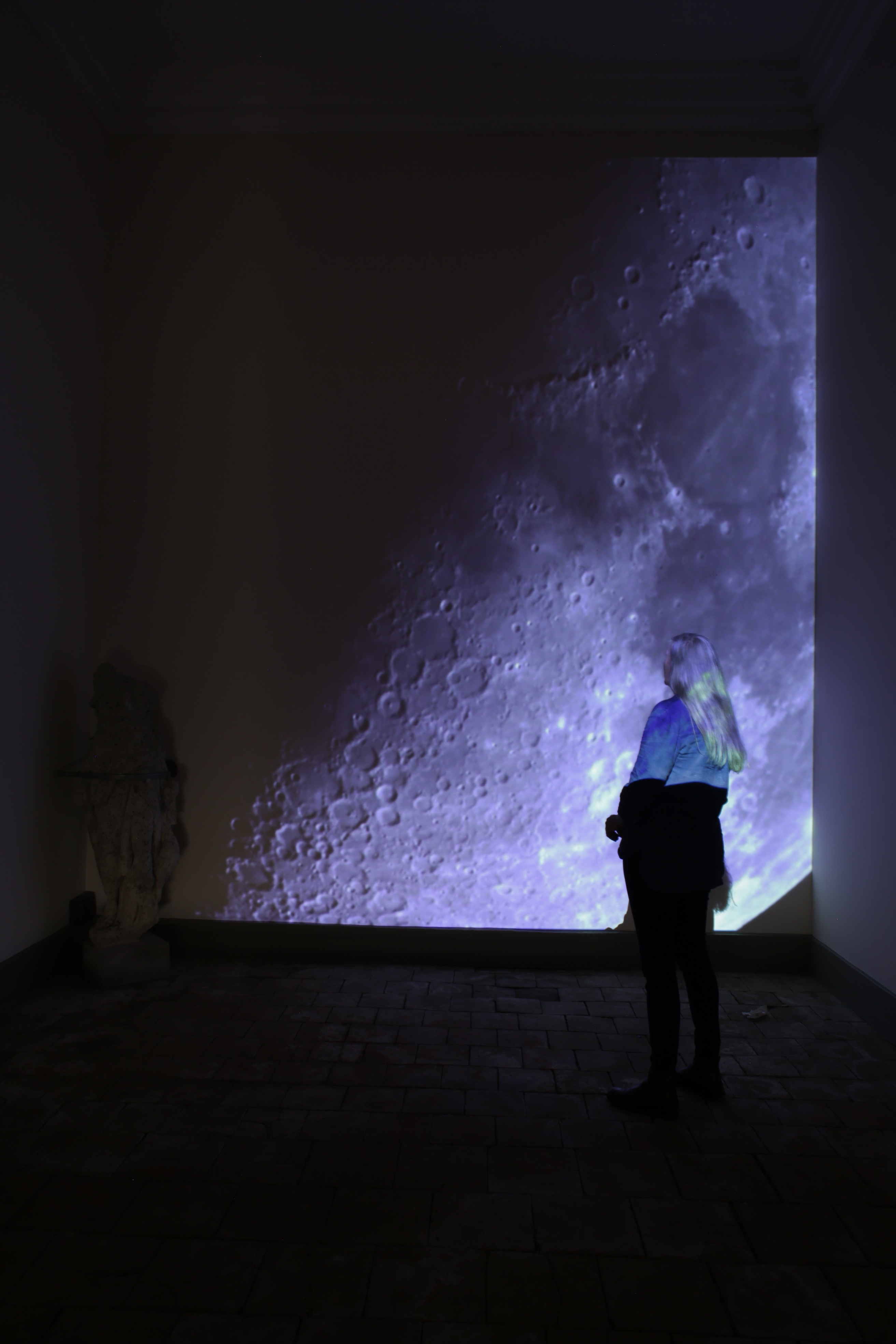 Carrying the moon video installation
